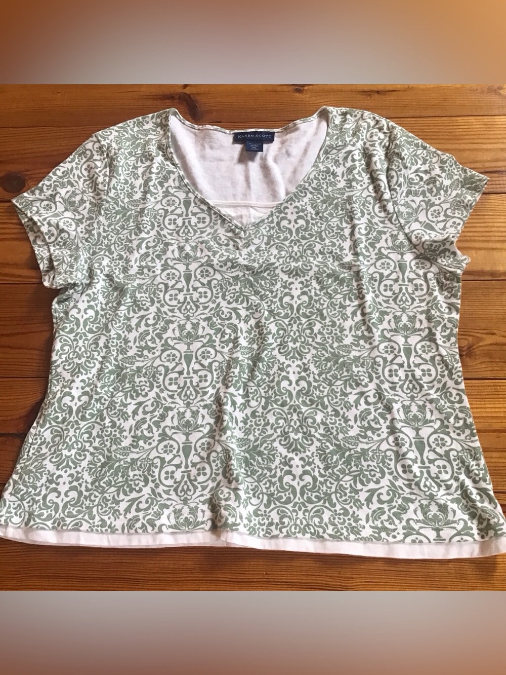 Karen Scott Green White Damask Inspired Print Blouse Boho Vibe Shirt T-Shirt